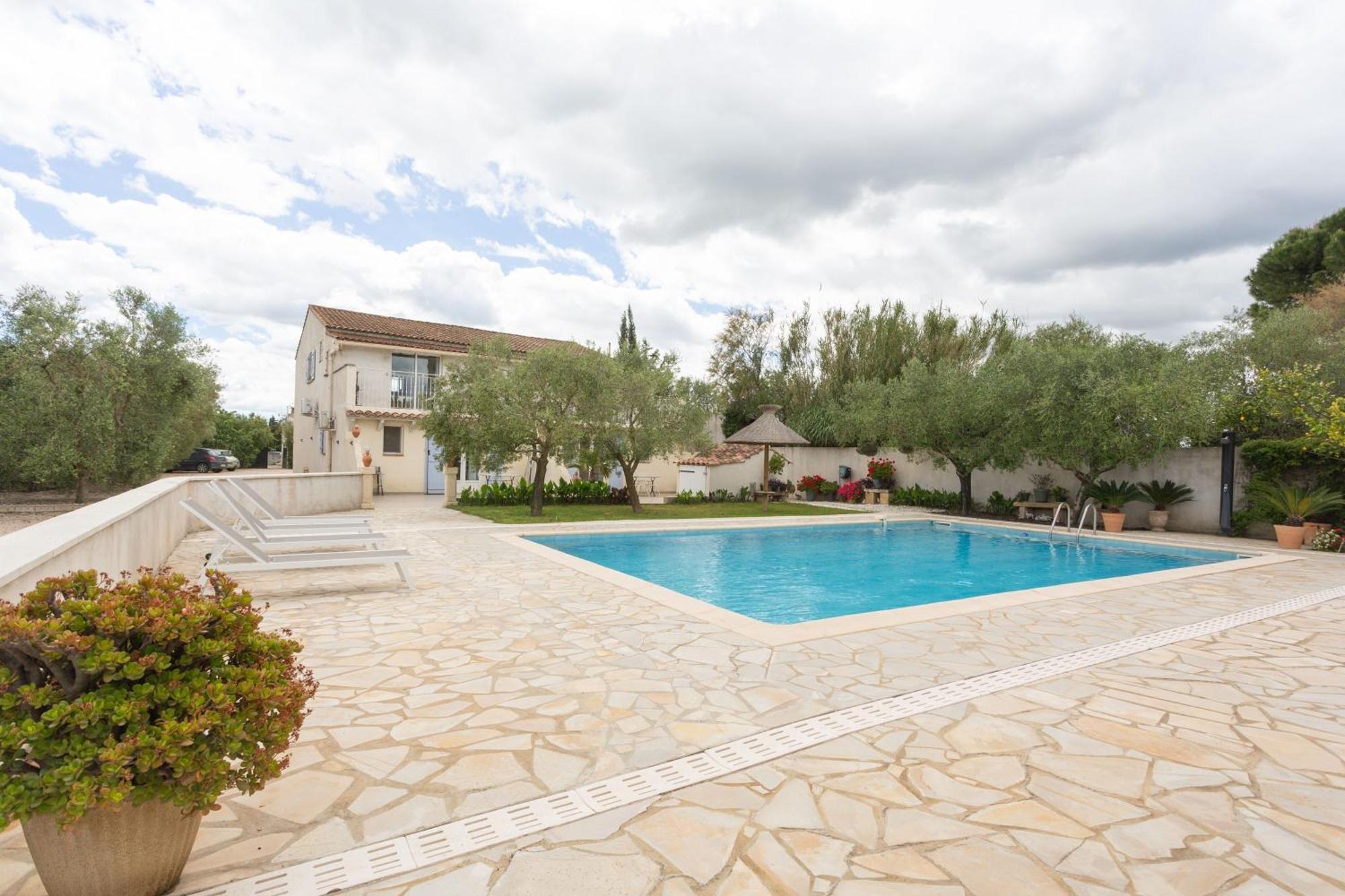 Le Beaucaire 6p - Appt Avec Piscine Partagee Beaucaire (Gard)